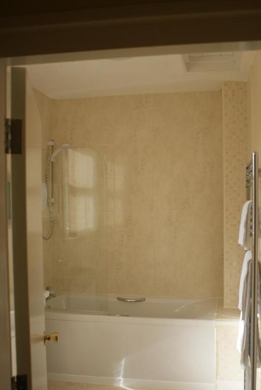 Cock Hotel Telford Room photo